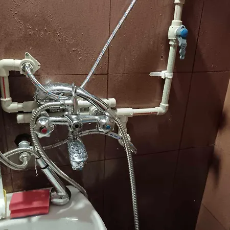 Апартамент на пъпа на варна, голяма стая! *