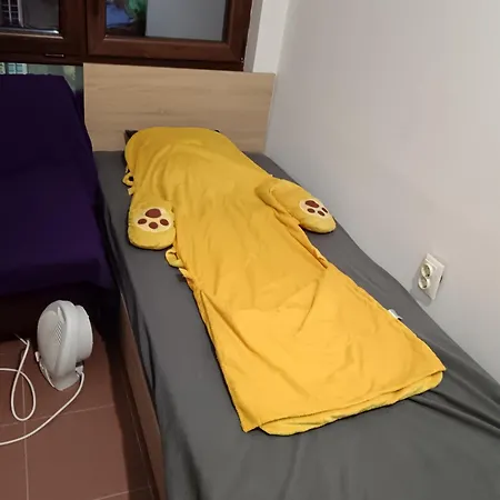 на пъпа на варна, голяма стая! Apartmán