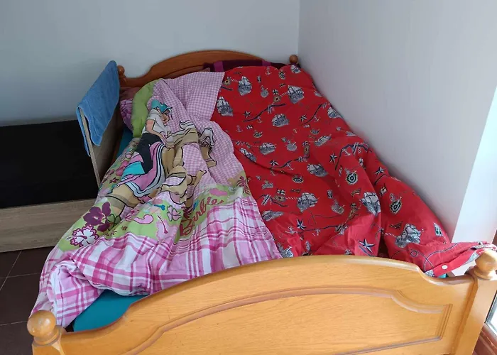 公寓 на пъпа на варна, голяма стая!