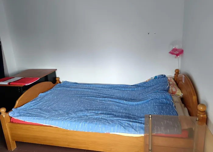 на пъпа на варна, голяма стая!